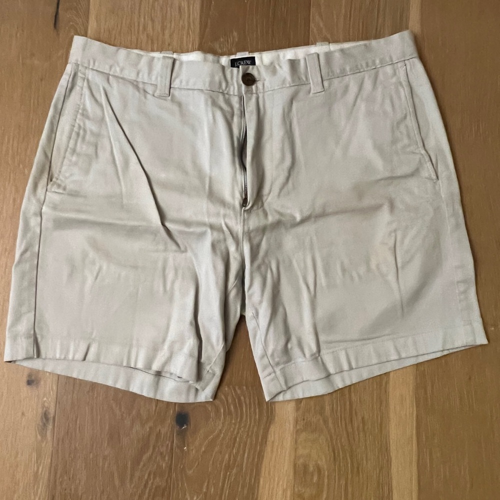Men’s JCrew khaki shorts
